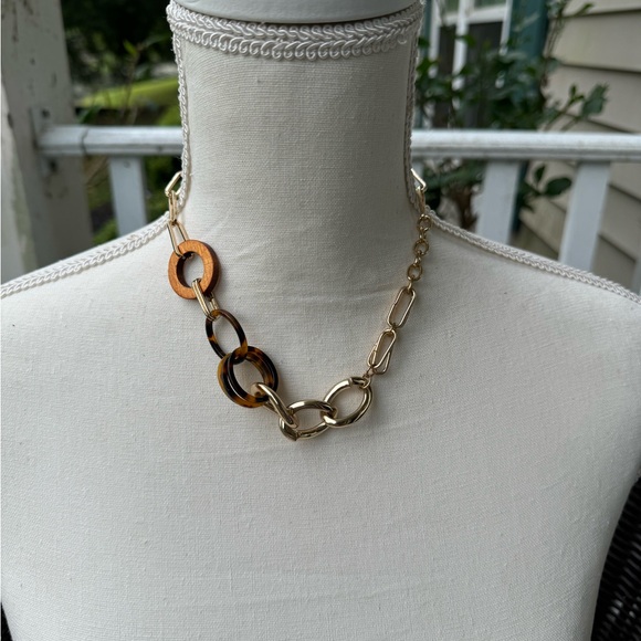 MIKE GOLD STATEMENT NECKLACE - Picture 1 of 6
